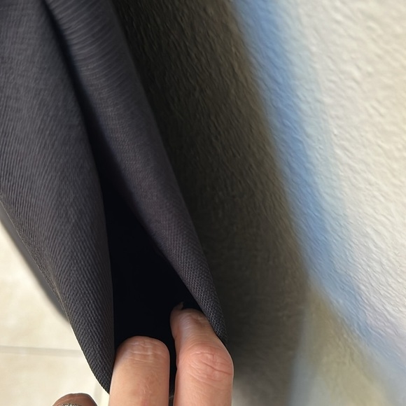 Aritzia Babaton Flutter Jumpsuit Noir Black, size 0 - Picture 4 of 9